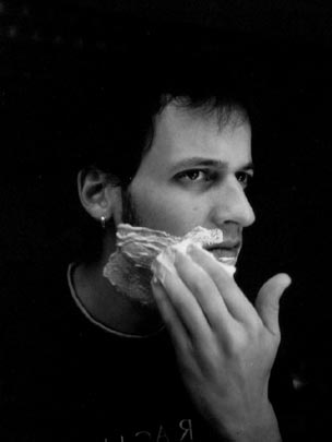  ANDREU BUENAFUENTE _ afeitado 