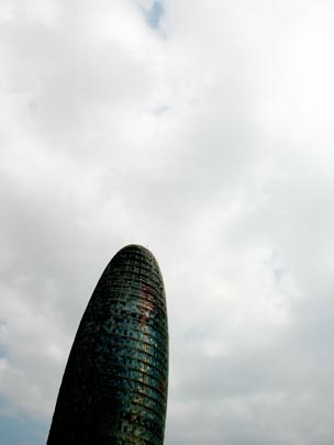  ANDREU BUENAFUENTE _ apuntando 