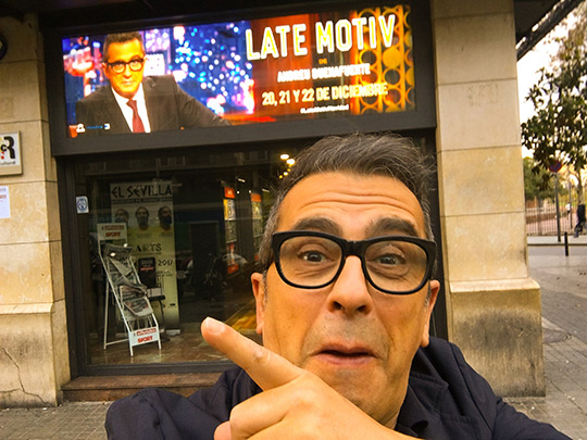  ANDREU BUENAFUENTE _ doble selfie, barcelona 