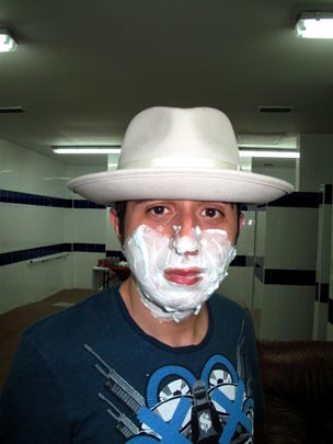  ANDREU BUENAFUENTE _ el sombrero de corbacho 