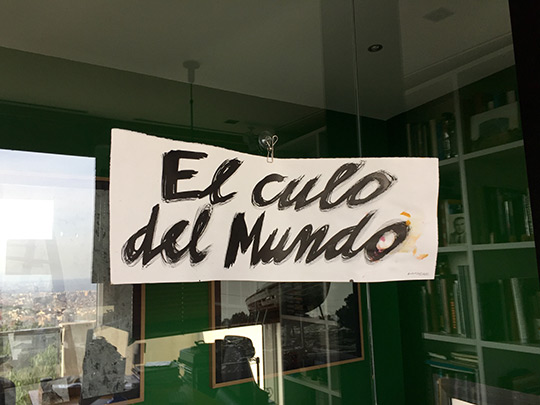  ANDREU BUENAFUENTE _ el culo sigue en su sitio 