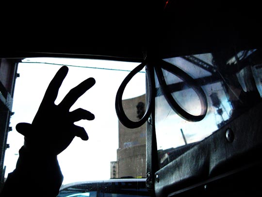  ANDREU BUENAFUENTE _ la mano del artista 