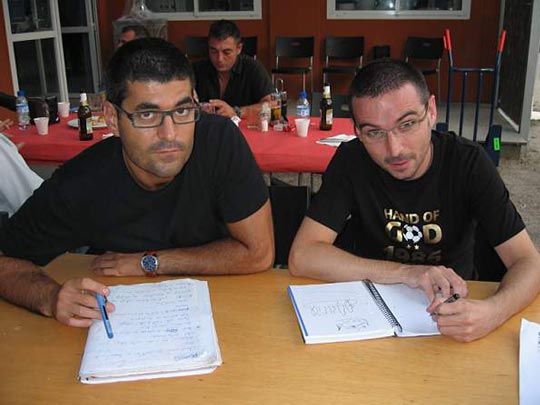  ANDREU BUENAFUENTE _ mis manos, mis amigos 