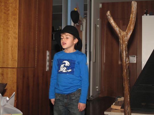  ANDREU BUENAFUENTE _ poema de nadal 