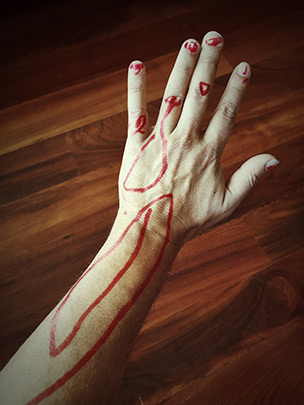  ANDREU BUENAFUENTE _ tatuaje provisional 