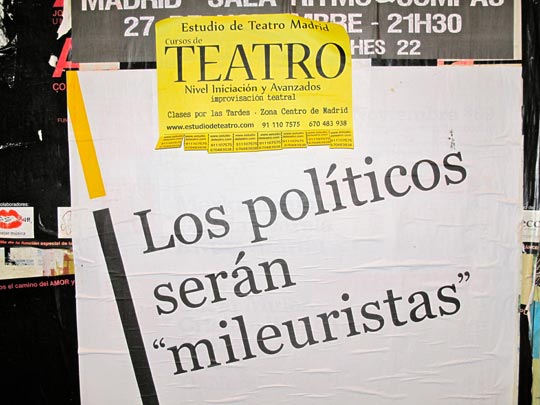  ANDREU BUENAFUENTE _ teatro del absurdo 