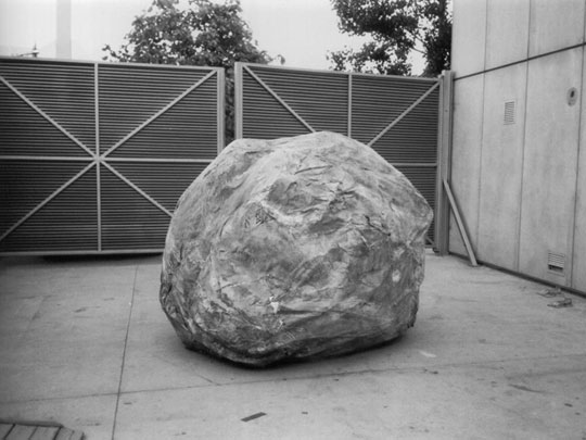  ANDREU BUENAFUENTE _ una piedra en el camino 