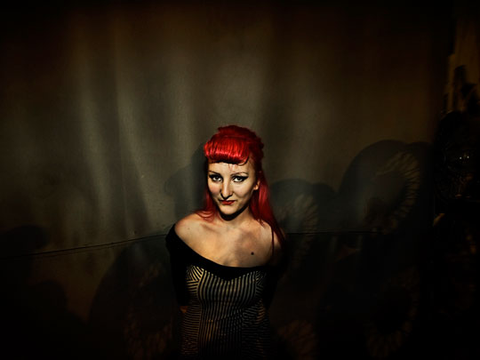  ALBERT JODAR _ anónima paseante, barcelona, 2009 