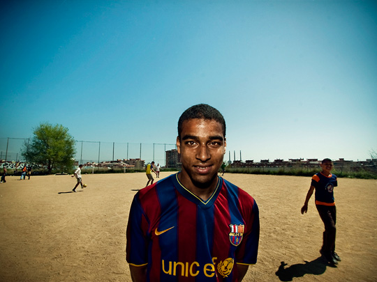  ALBERT JODAR _ anónimo paseante, badalona, 2010 