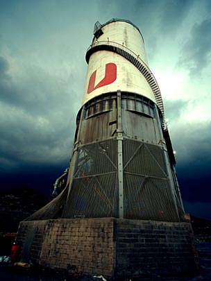  ALBERT JODAR _ hay una cara bajo el depósito 