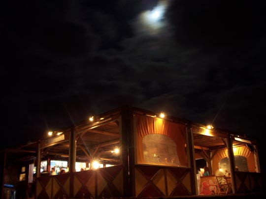  AITOR MARQUINA [Eibar-Guipúzcoa] _ agosto en la gata: encanto en estado puro 