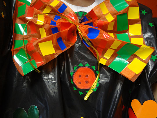  ARIANA SANTAMARIA [Villaviciosa-Asturias] _ carnaval: para muestra, un botón 