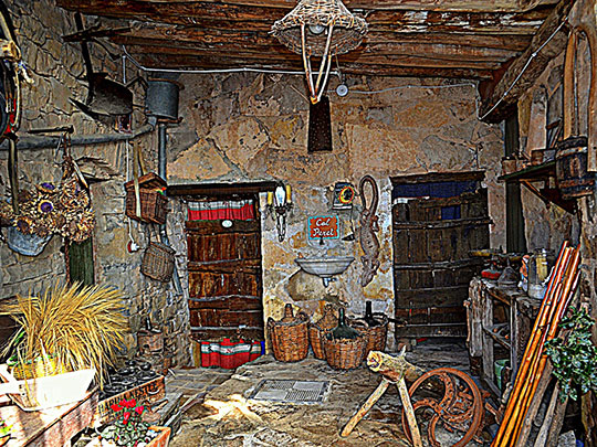  ANGELA LLOP [Torrelles de Foix-Barcelona] _ casa rural 