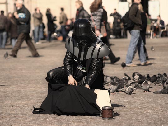  KIKE SICILIA [Santa Coloma de Gramanet-Barcelona] _ darth vader en crisis 