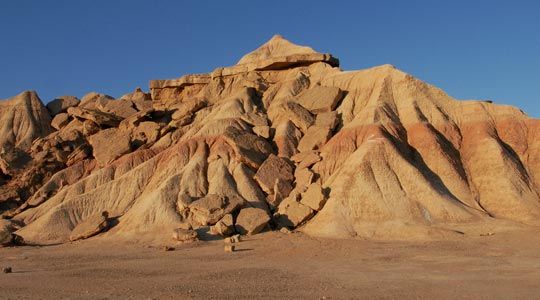  EDUARDO LLASAT [Barcelona] _ deconstrucción natural 