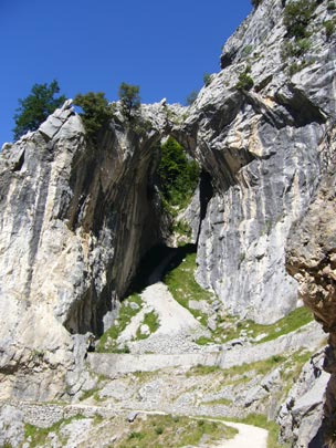  LIDIA SANTANO [Vitoria-Gasteiz-Álava] _ el beso 