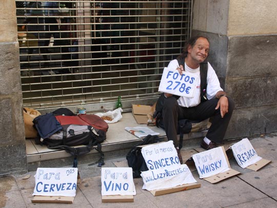  NEKANE VITORIA [Vitoria-Gasteiz-Álava] _ el precio de un posado 