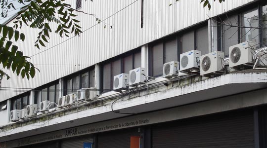  EUGENIO CASTELLI [Rosario-Argentina] _ esperando la cuenta de la luz 