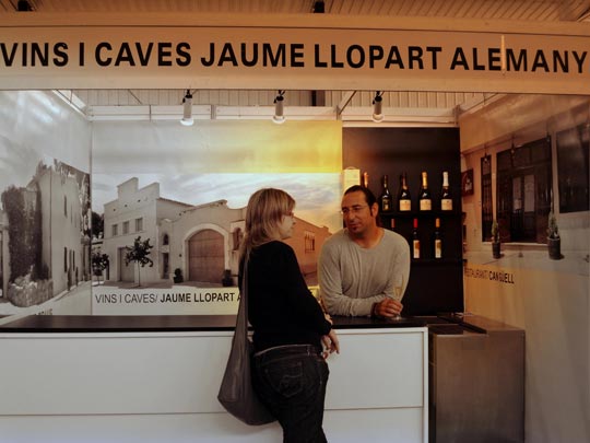  ANGELA LLOP [Torrelles de Foix-Barcelona] _ flirteos entre vinos y copas 