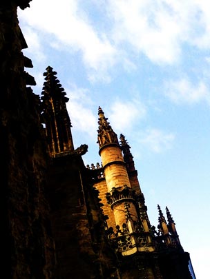  FRAN CRUZ [Alcalá de Guadaira-Sevilla] _ hasta rasgar una nube 