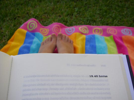  CATI HERNÁNDEZ [Salt -Girona] _ horas de papel 