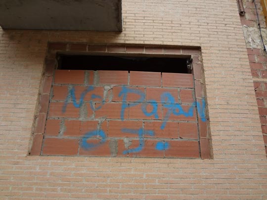  ARIANA SANTAMARIA [Villaviciosa-Asturias] _ la deuda del ladrillo 