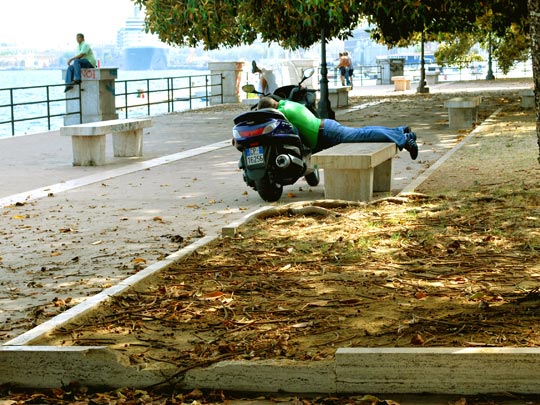  ROSALÍA SANCHEZ [Santiago de Compostela-A Coruña] _ la dolce far niente 