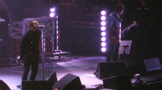  CLARA MARÍN [Zaragoza] _ oasis. the shock of the lighting 