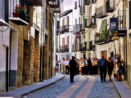  CARME ROURA [St Joan de Vilatorrada-Barcelona] _ pasa la banda 