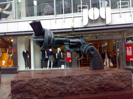  MANUEL COLLADO [Donostia-Gipuzkoa] _ por una paz mundial 