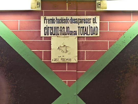  MARÍA GINER [Valencia] _ premio por hacer desaperecer el círculo en su totalidad 