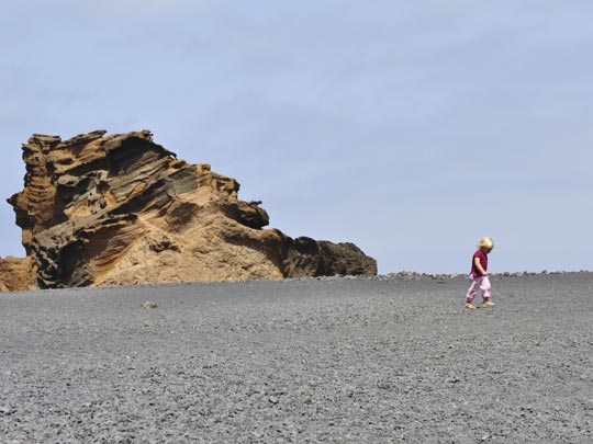  RAUL SANCHEZ [Colindres-Cantabria] _ qué dura es la infancia 