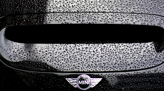  MIKEL ARANGUREN [Bilbao] _ raindrops keep falling on my head 