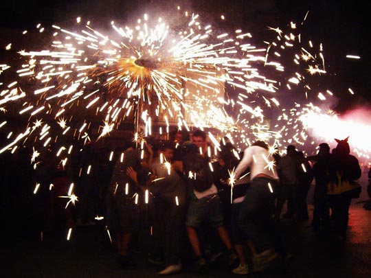  CATI HERNÁNDEZ [Salt -Girona] _ salt'ando: festa major de salt '10 