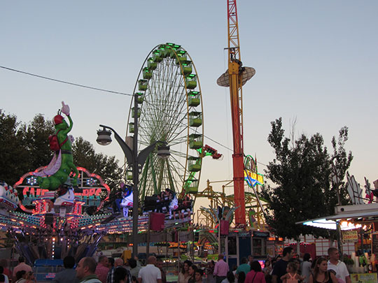  LAURA MERCEDES LOPEZ [Fuengirola-Málaga] _ tiempo de feria 