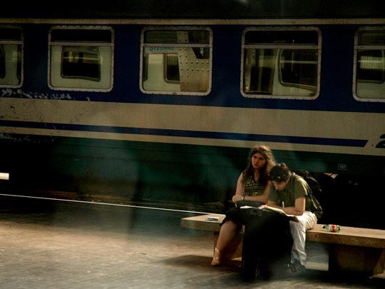  OLGA COLA [Madrid] _ treno ad est 