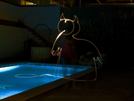  MARC GALVEZ [Mollet del Vallès-Barcelona] _ un fantasma en mi piscina 