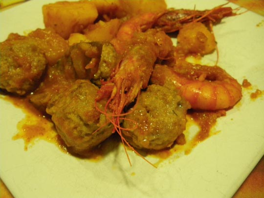  PAU ARENÓS _ tradición y perversión 