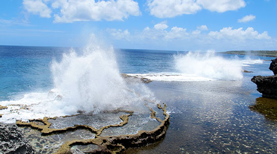  ANA SANCHEZ _ blowholes (tonga) 