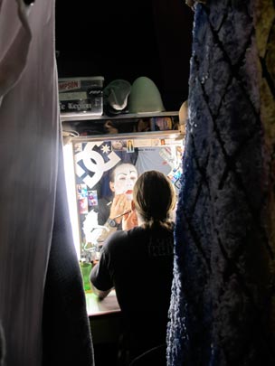  ANA SANCHEZ _ cirque du soleil (dando en el blanco) 