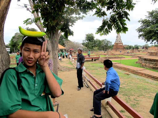  ANA SANCHEZ _ un chico aplatanado 