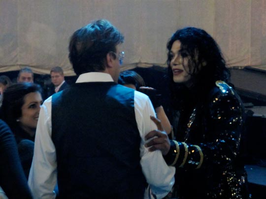  ANA SANCHEZ _ un tío un tanto fantasma 