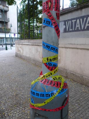  BERTO ROMERO _ farola encintada 