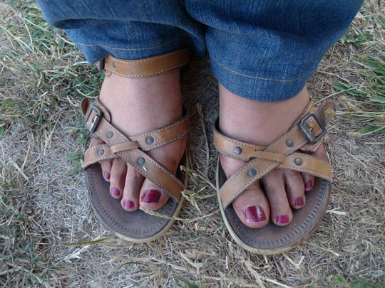  BERTO ROMERO _ pies sucios 