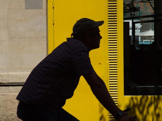  FRANCESC FÀBREGAS _ black & yellow 