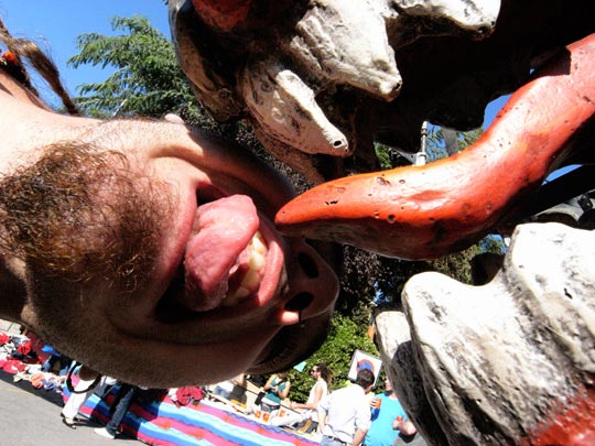  FRANCESC FÀBREGAS _ cruce de lenguatazos 