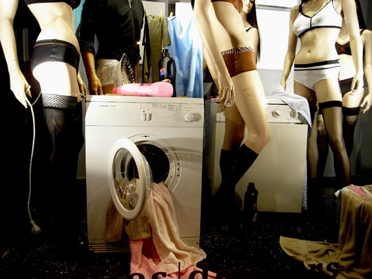  FRANCESC FÀBREGAS _ glamour en el escaparate 