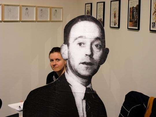  FRANCESC FÀBREGAS _ mirada de cartón 