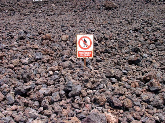  FRANCESC FÀBREGAS _ solo piedras 