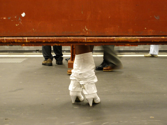  FRANCESC FÀBREGAS _ son botas para caminar 